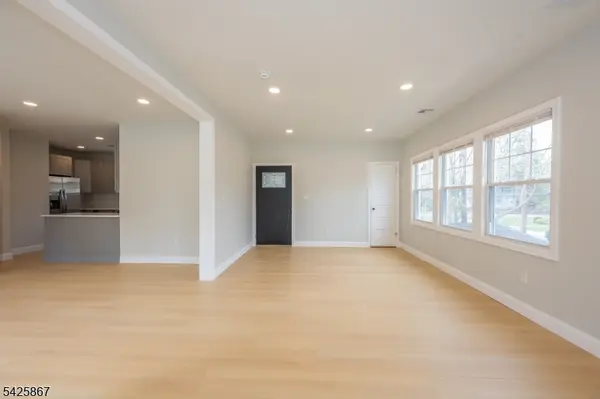 59 Watchung Ave #2, Montclair Twp., NJ 07042