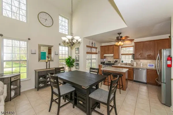 6 Brock Ln, Mount Olive Twp., NJ 07840