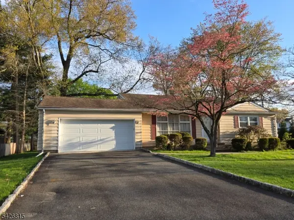 11 White Birch Ave, Pequannock Twp., NJ 07444