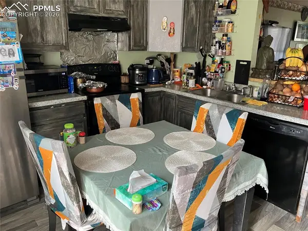 30 Murray Heights DR, Colorado Springs, CO 80916