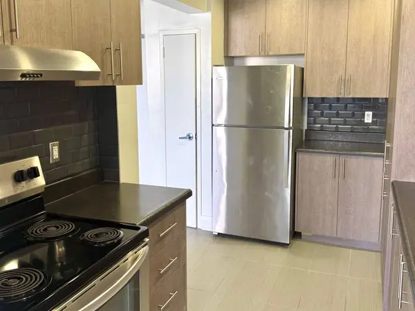 35 Esterbrooke AVE #209, Toronto C15, ON M2J 2C6