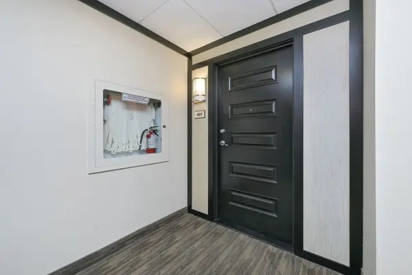 149 Church ST #401, King, ON L0G 1T0