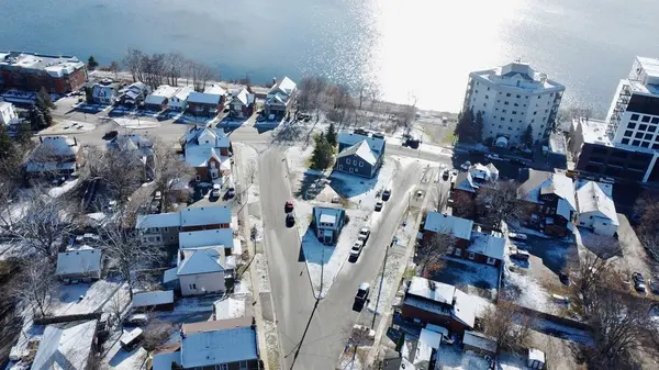 194 Dunlop ST E, Barrie, ON L4M 1B4