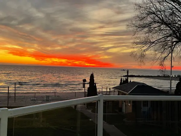 8 TINY BEACHES RD S, Tiny, ON L0L 2J0