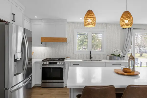 4 Sturgeon Bay RD, Severn, ON L0K 1E0