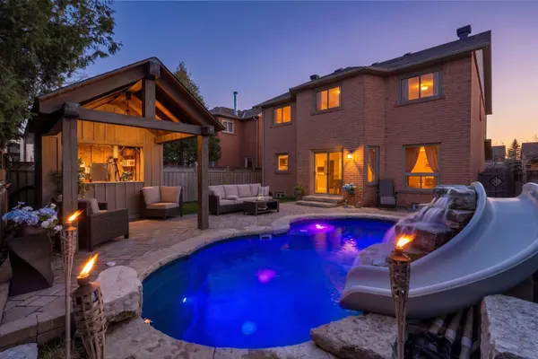 99 Golden Meadow RD, Barrie, ON L4N 7G3