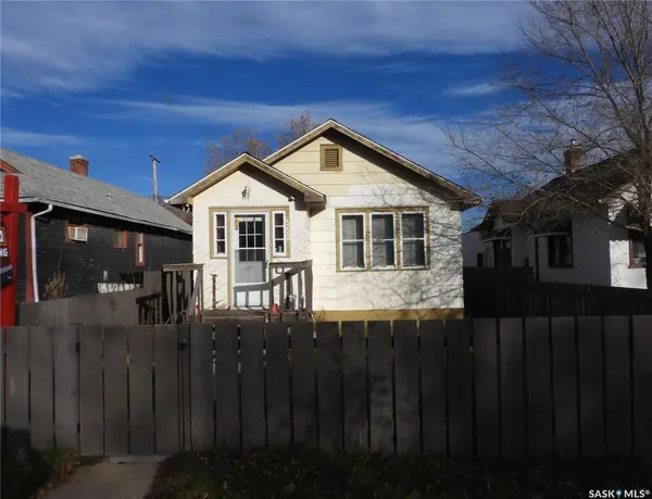 552 10th STREET,  Prince Albert,  SK S6V 0Z6