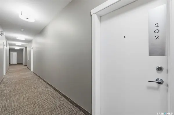 415 Maningas BEND #202, Saskatoon, SK S7W 0T6