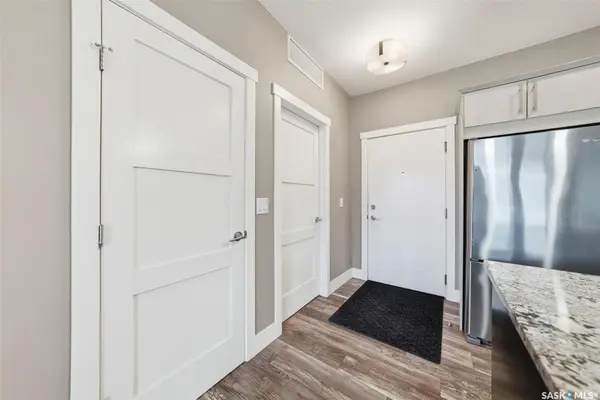415 Maningas BEND #202, Saskatoon, SK S7W 0T6