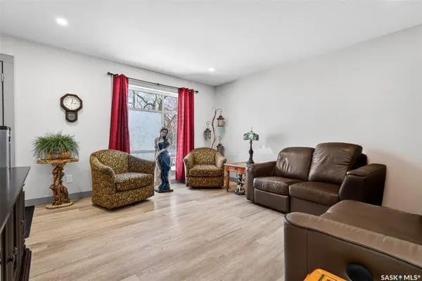 1160 Willow AVENUE, Moose Jaw, SK S6H 1G8