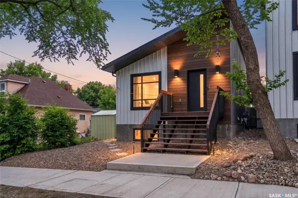 1160 Willow AVENUE, Moose Jaw, SK S6H 1G8