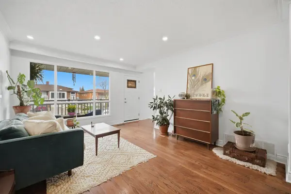 4135 Dunmow CRES, Mississauga, ON L4Z 1E1