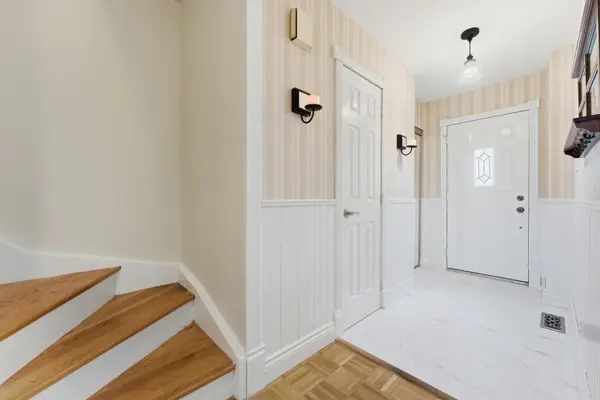 3244 Mainsail CRES, Mississauga, ON L5L 1H2