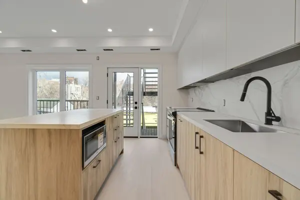 625 Harvie AVE #02, Toronto W03, ON M6E 4M4