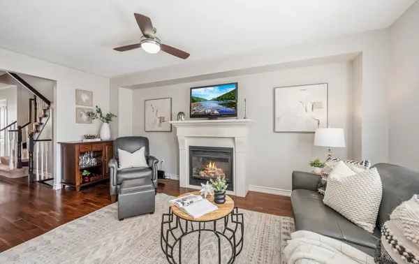 26 Snowberry CRES, Halton Hills, ON L7G 6M4