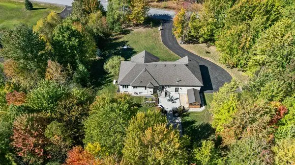 524 Osmond Daley DR, Carp - Huntley Ward, ON K0A 1L0