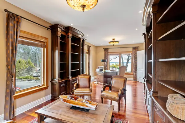 1188 1000 Islands Pkwy, Front Of Yonge, ON K0E 1R0