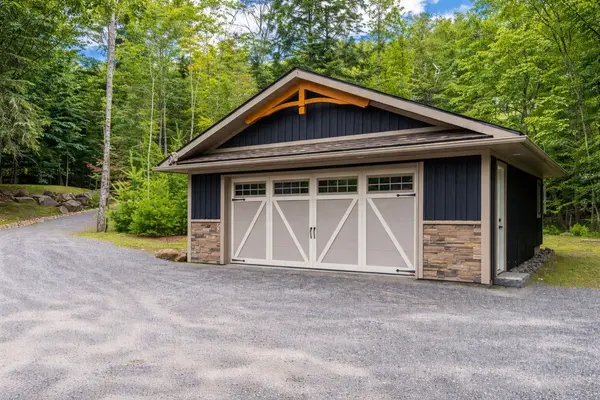 2779 SOUTH PORTAGE RD, Lake Of Bays, ON P1H 2J3