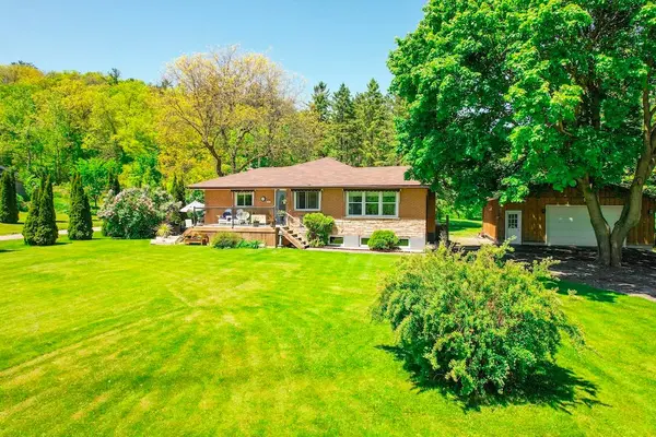 556 Rosebush RD, Quinte West, ON K0K 2C0