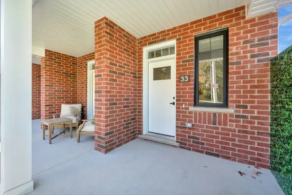 33 MILL ST, Kitchener, ON N2G 0G6