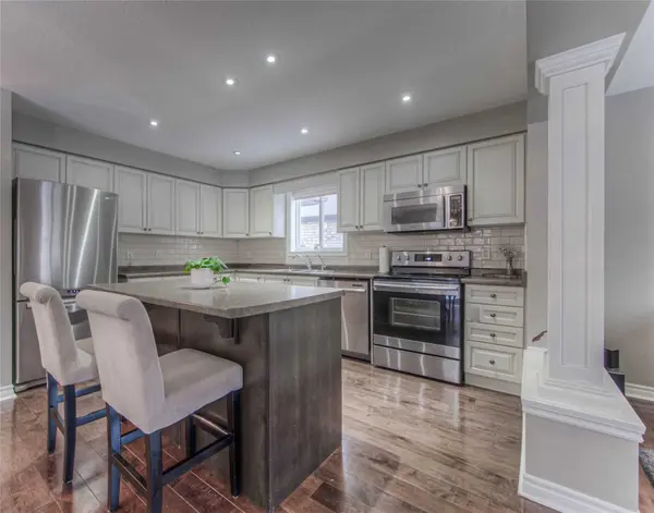 77 Laughland LN, Guelph, ON N1L 0C6