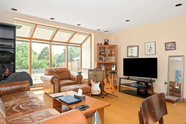 235 Elgin ST W, Arnprior, ON K7S 1P4