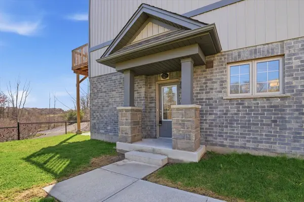 115 South Creek DR #12 C, Kitchener, ON N2P 0H2