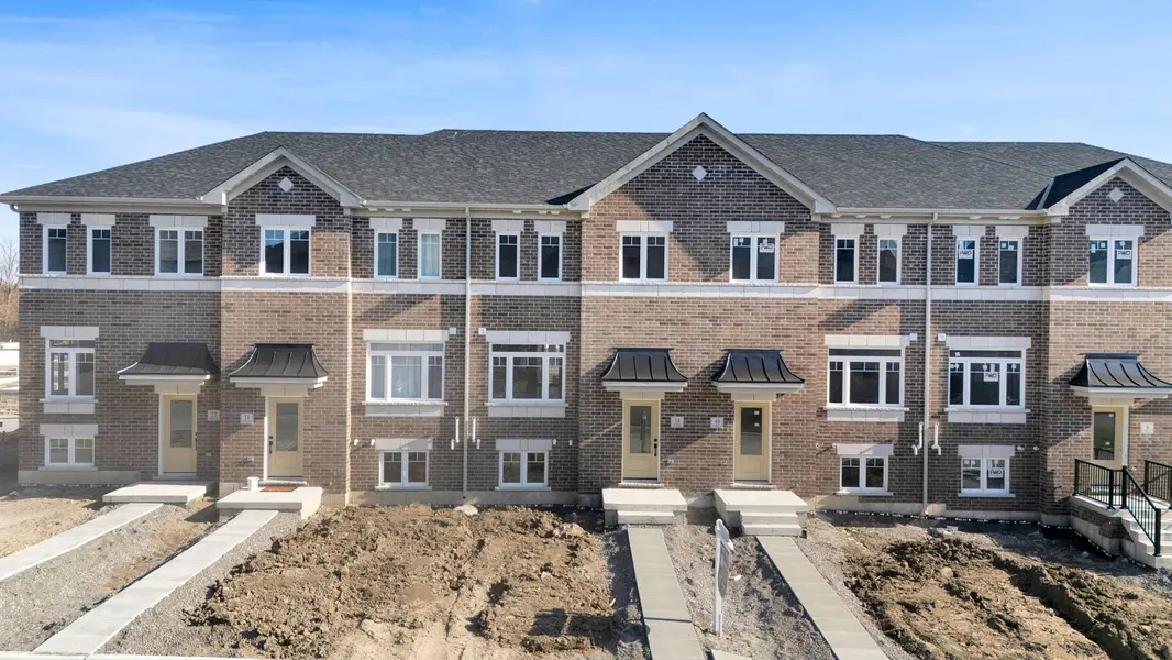 14 Nady LN, Clarington, ON L1B 0X1