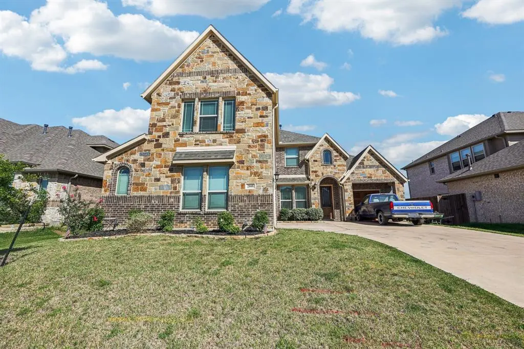 2808 Richard Street, Burleson, TX 76028