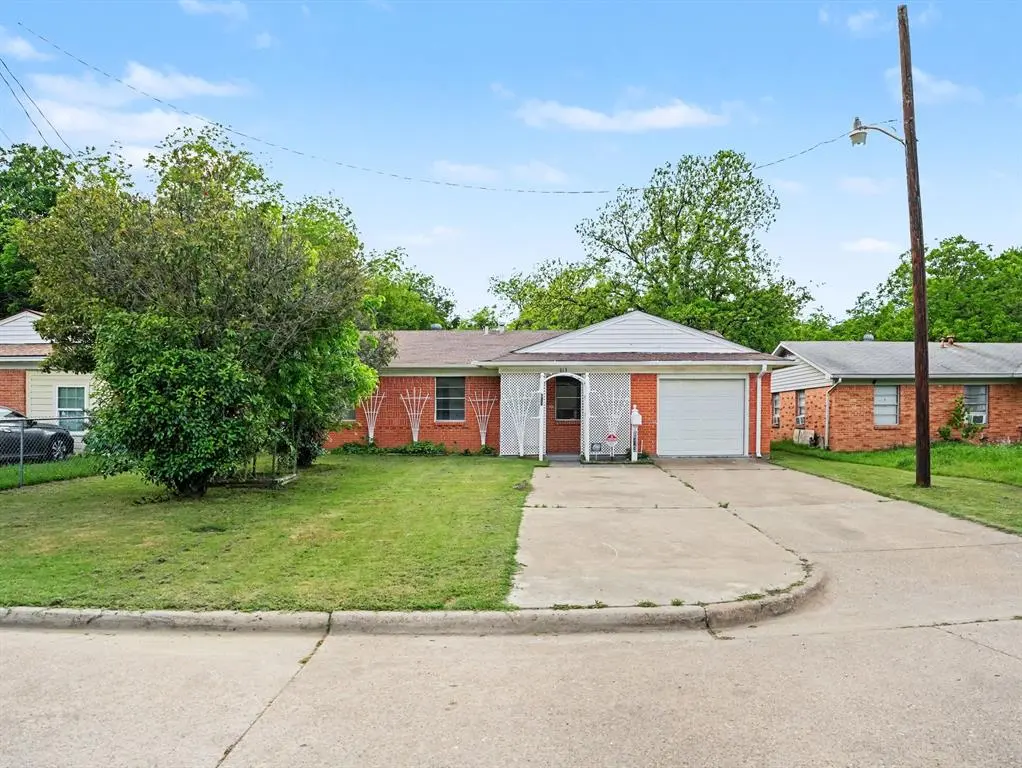 813 32nd Street, Grand Prairie, TX 75050