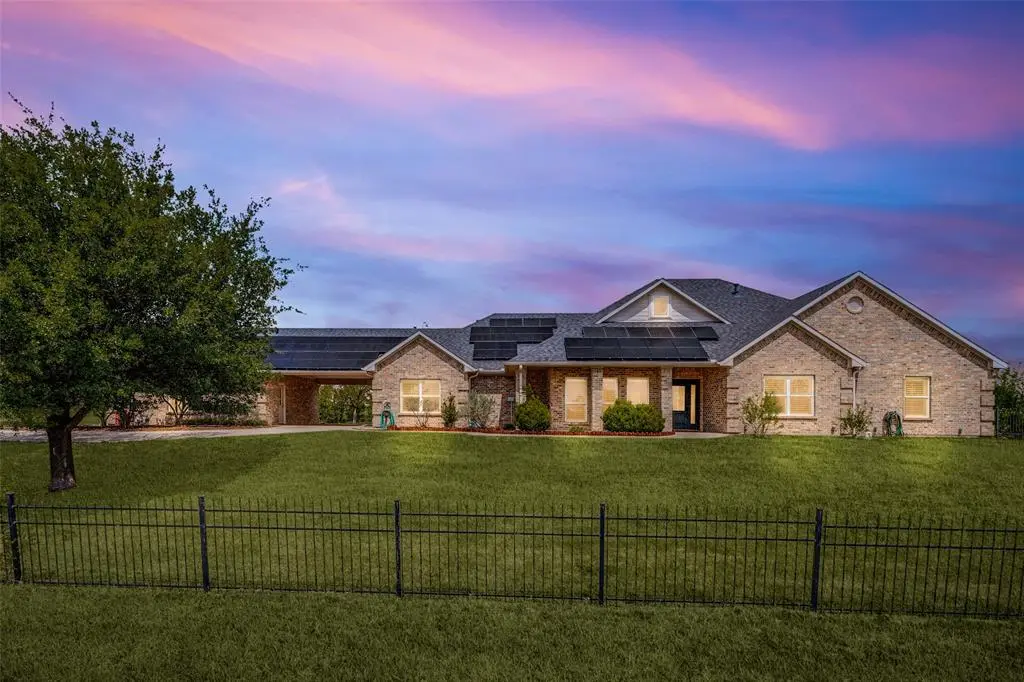 4601 Lake Drive, Celina, TX 75009