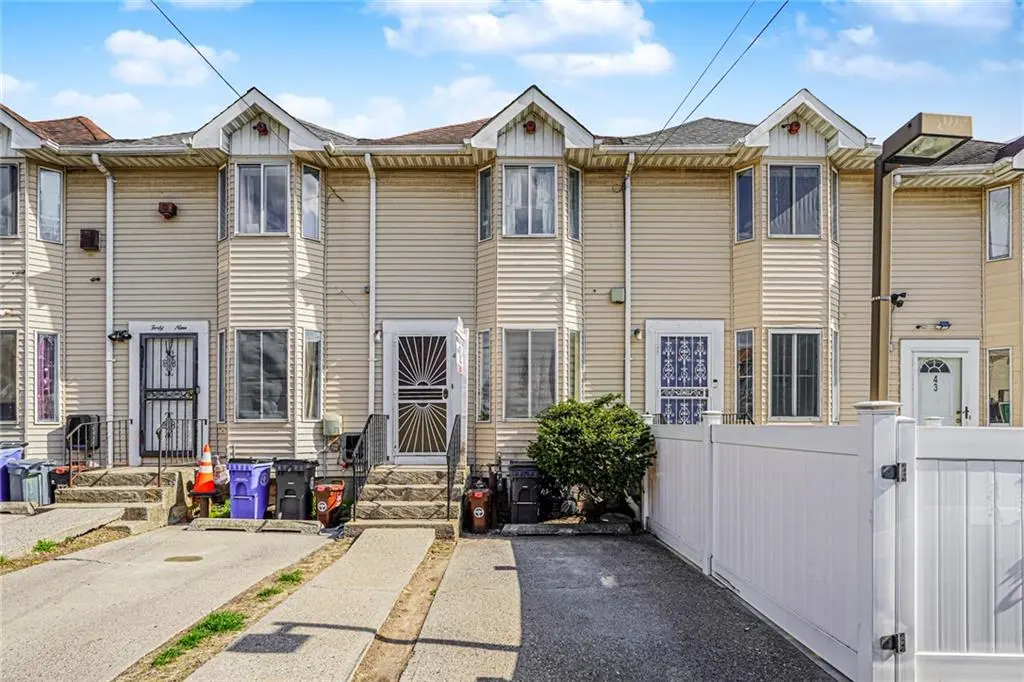 47 Tappen CT, Staten  Island, NY 10304