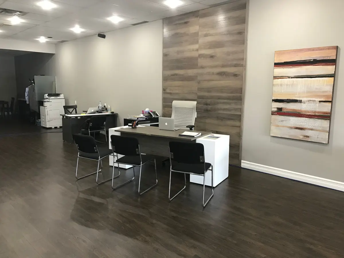 4853 Leslie ST, Toronto C15, ON M2J 2K8