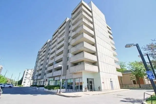 3555 Bathurst ST #602, Toronto C04, ON M6A 2Y8