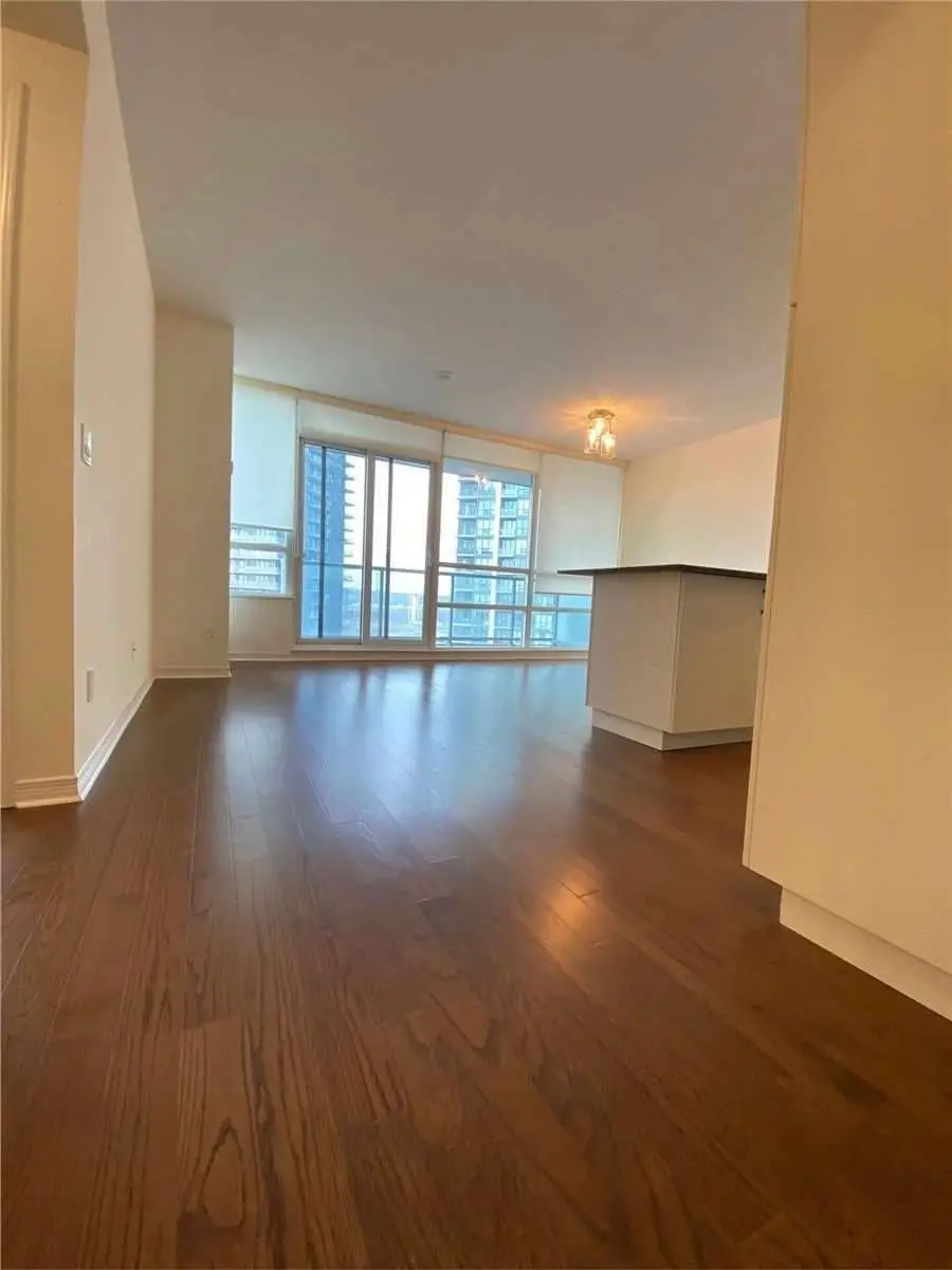 2230 LAKESHORE BLVD W #1105, Toronto W06, ON M8V 0B2