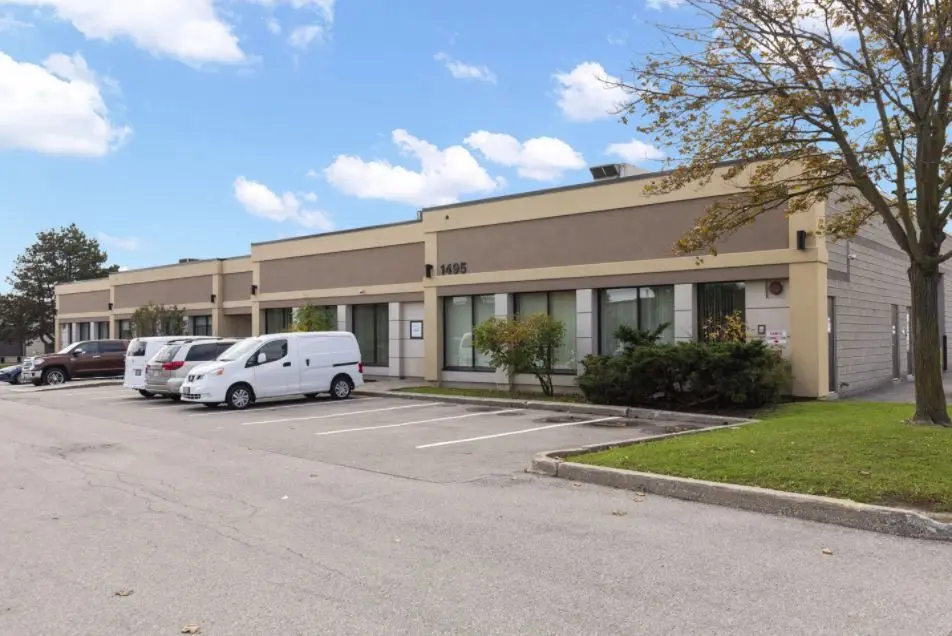 1495 Bonhill RD #7-8, Mississauga, ON L5T 1M9