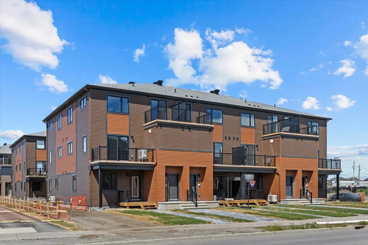 212 Tobiano Private, Stittsville - Munster - Richmond, ON K0A 2Z0