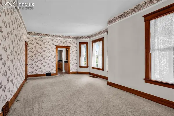 612 Lake AVE, Pueblo, CO 81004