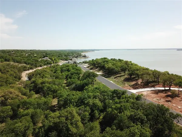 149 Hanna Oak Court, Bridgeport, TX 76426