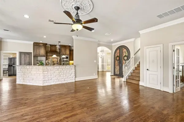 1110 Mccampbell Road, Mansfield, TX 76063