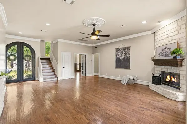 1110 Mccampbell Road, Mansfield, TX 76063