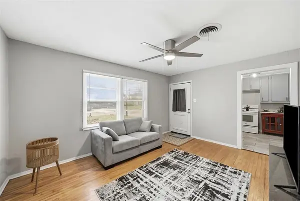 2524 S 27th Street, Waco, TX 76706