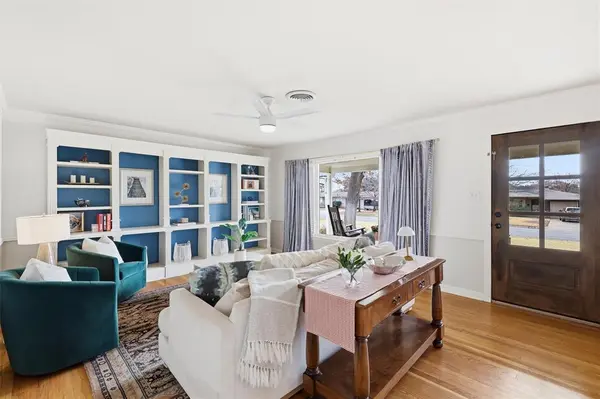 6724 Kirkwood Road, Fort Worth, TX 76116