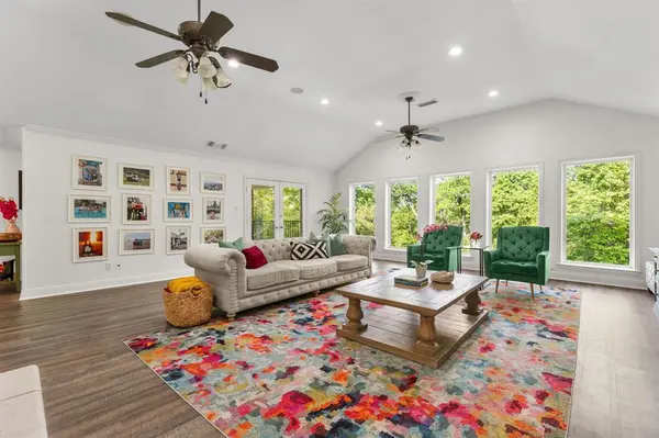 4217 Hildring Drive E, Fort Worth, TX 76109