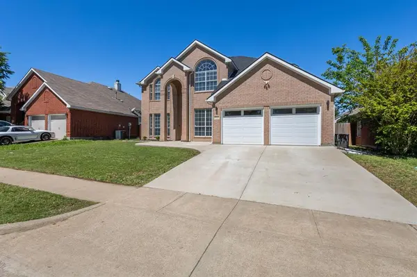 6722 Tabor Drive, Arlington, TX 76002