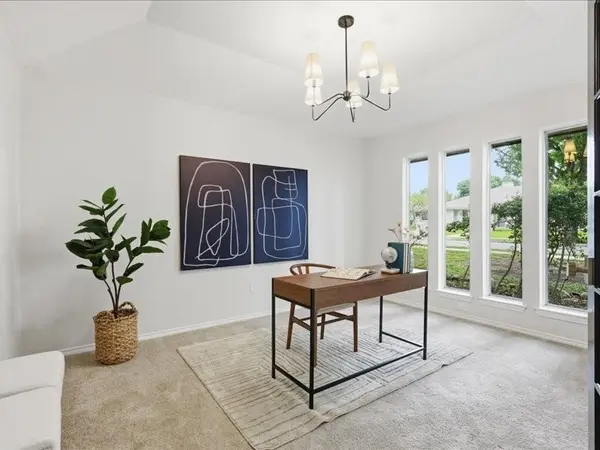 2112 Treehouse Lane, Plano, TX 75023