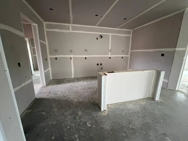 512 Park Side Drive, Weatherford, TX 76087