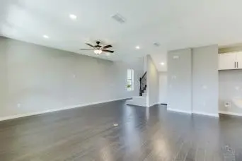 260 Lee Roy Jordan, Irving, TX 75063