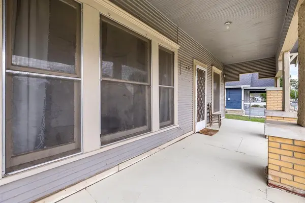 719 W Tarleton Street, Stephenville, TX 76401