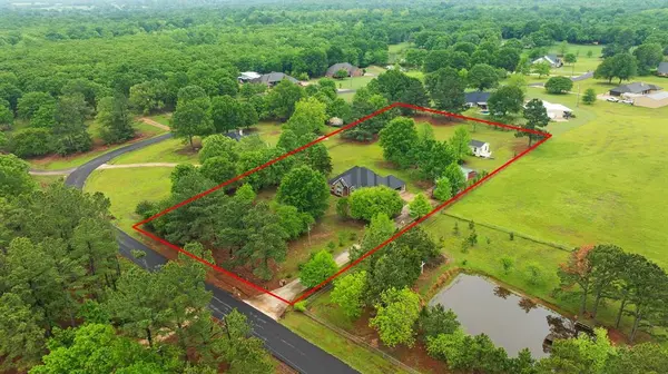 2735 Meadow Lane, Reno, TX 75462